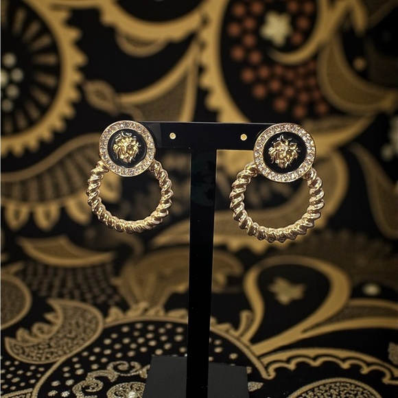 Lion Head Pierced Earrings (A631) - Picture 1 of 4